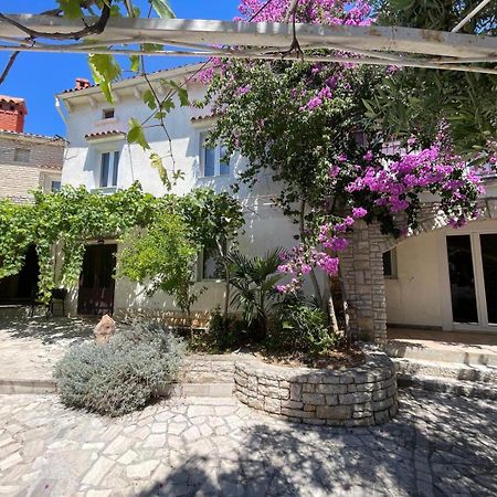 Villa Giulia Liznjan Exterior photo